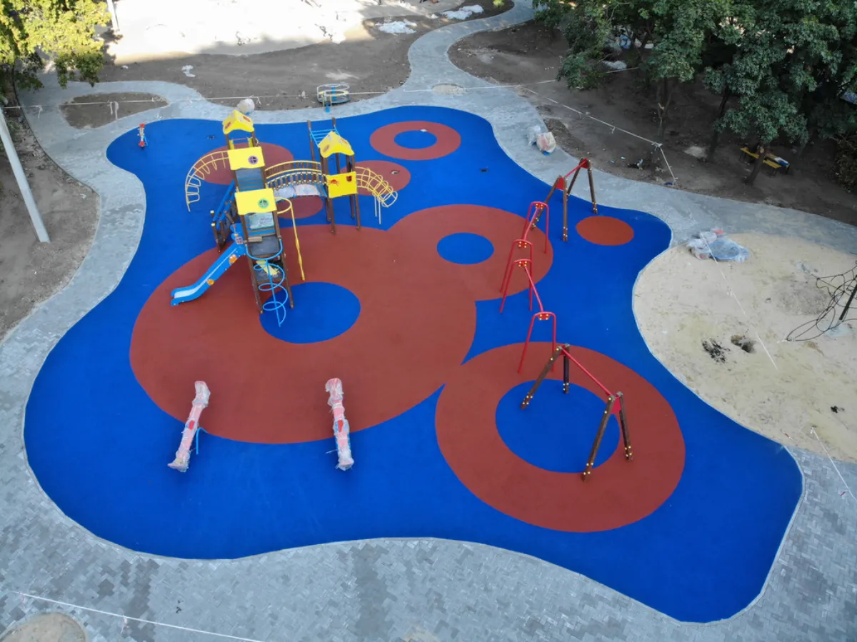 Poured in place rubber surfacing installed by B-Cool Rubber Surfacing