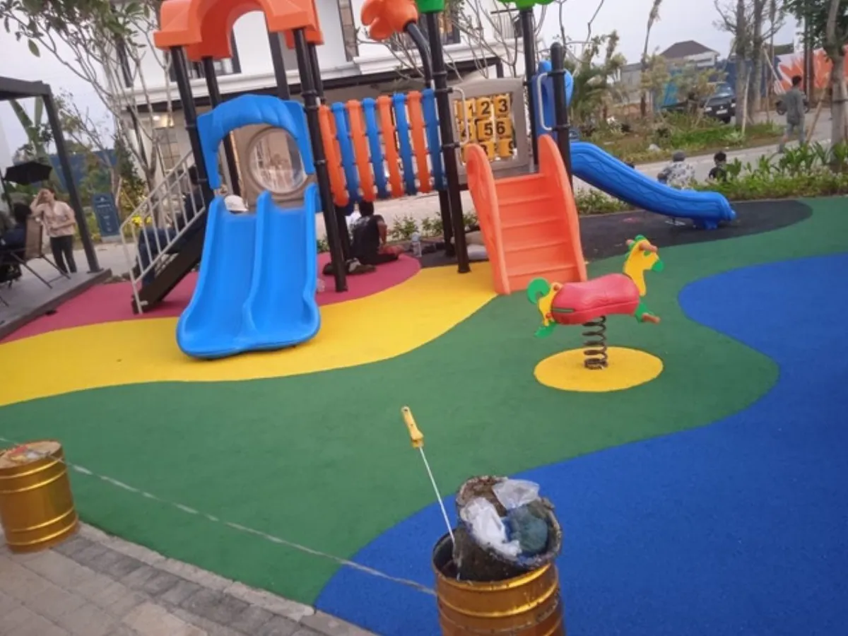 Poured in place rubber surfacing installed by B-Cool Rubber Surfacing